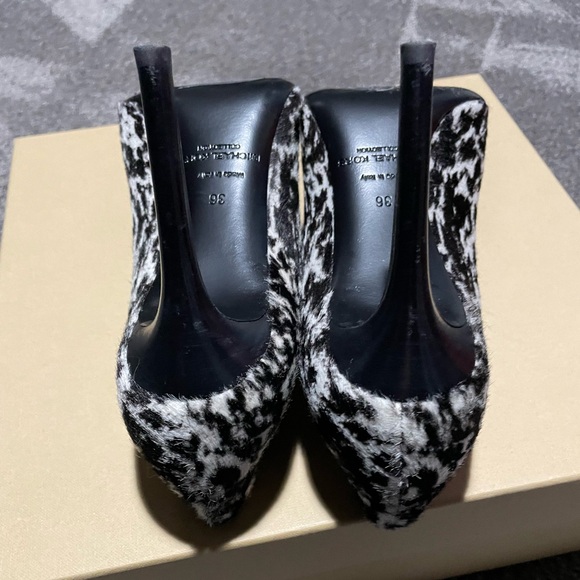 Black and white Michael Kors heels - Picture 6 of 12